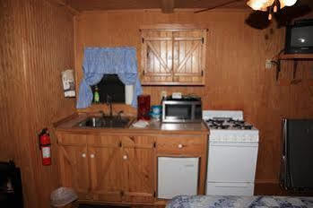 Campground, Rv Park, And Campeggio 2*