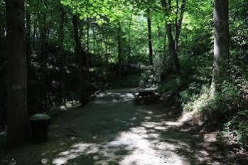 Campground, Rv Park, And Campeggio Linville Falls
